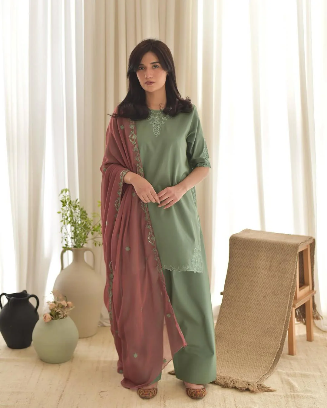 AIRA  3PC ( FARSHI SHALWAR ) - Image 7