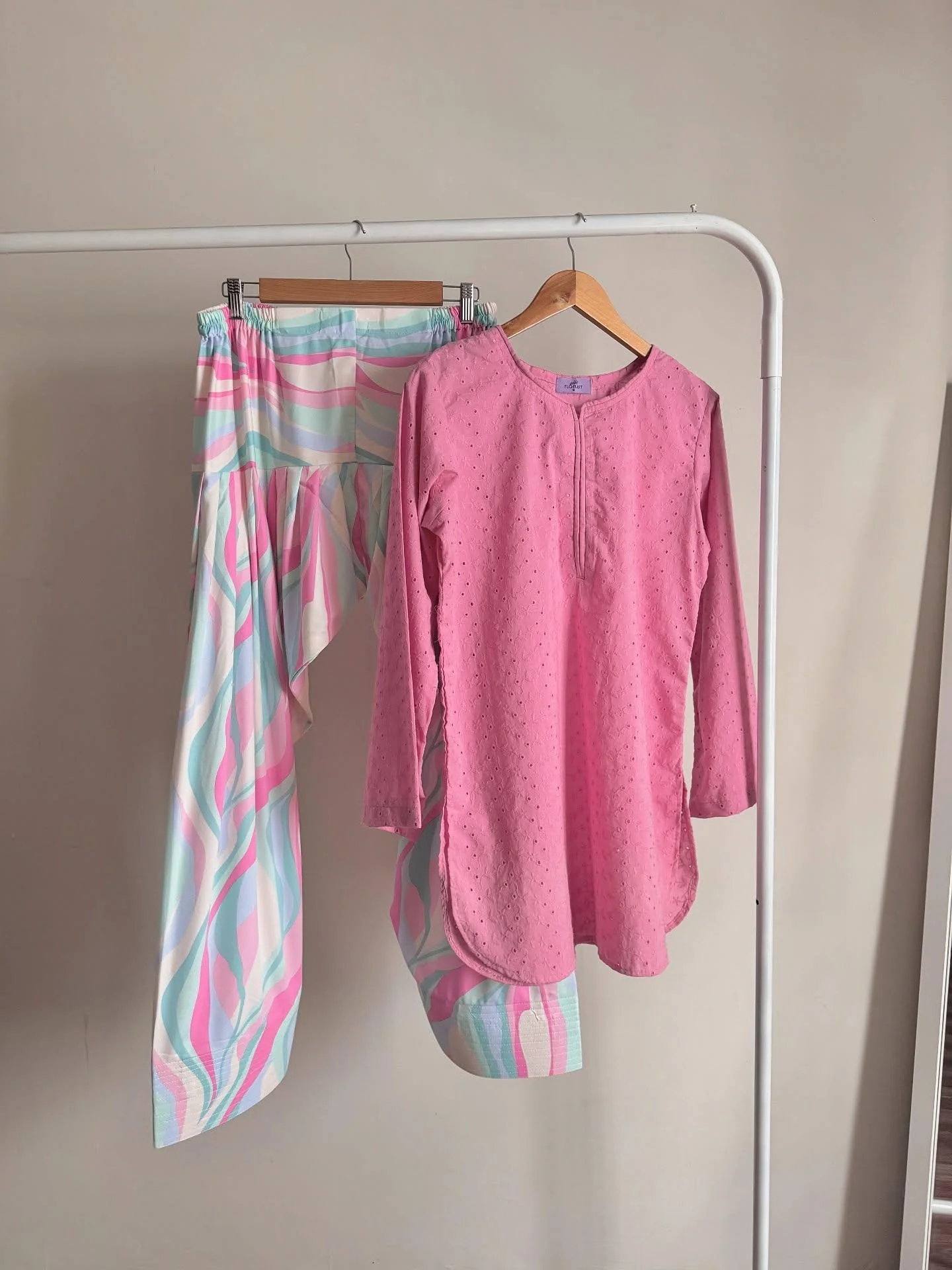 BLUSH CHICKENKARI SET ( FARSHI SHALWAR - Image 4