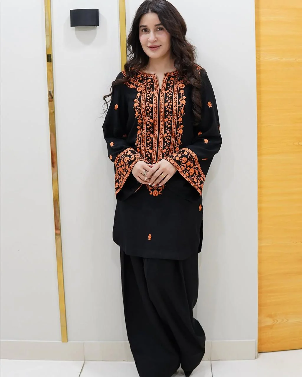 SOFIA LUXURY 2PC - Image 6