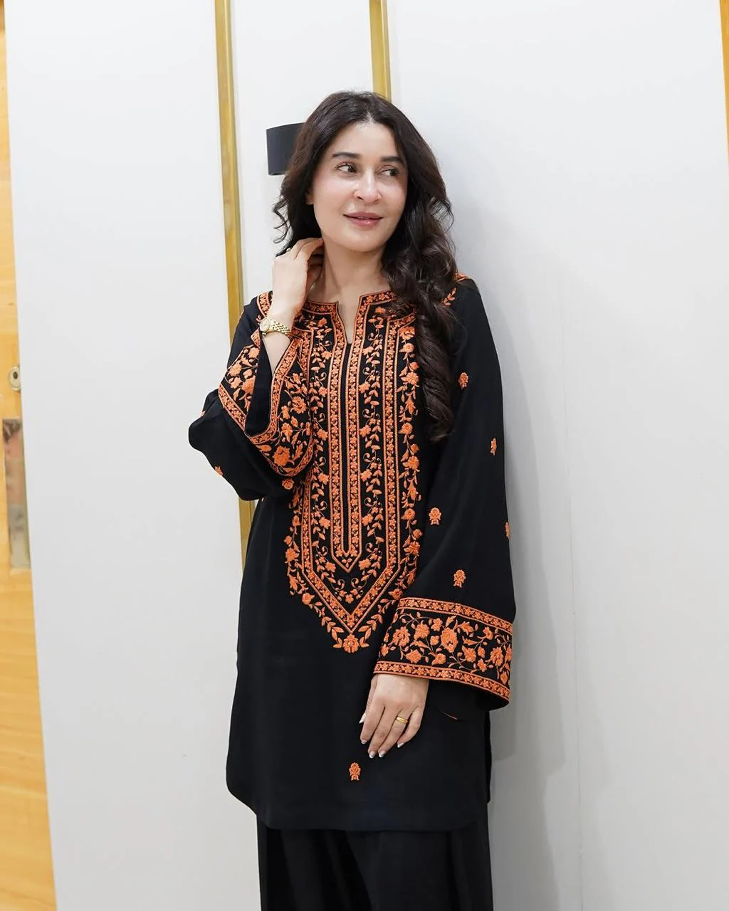 SOFIA LUXURY 2PC - Image 7