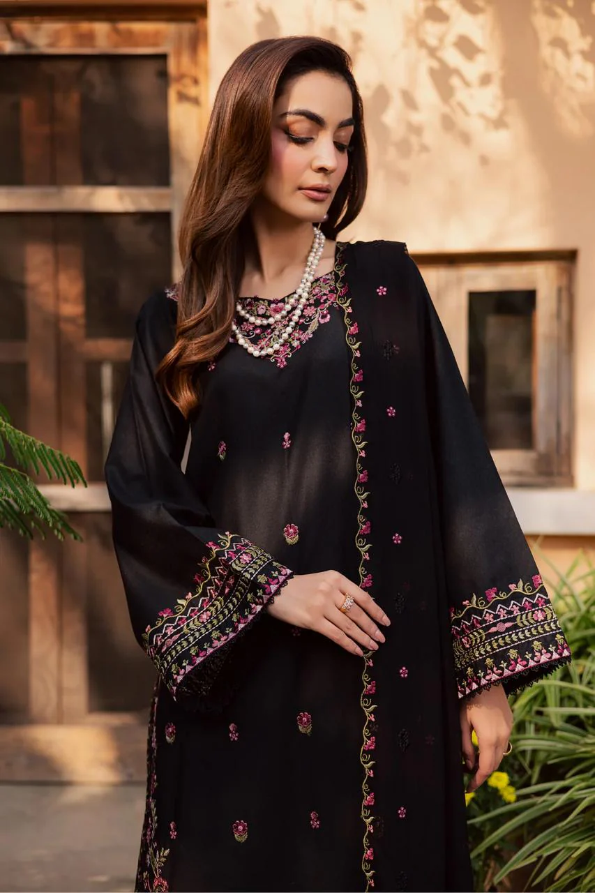 EMAAN LAWN 3PC - Image 5