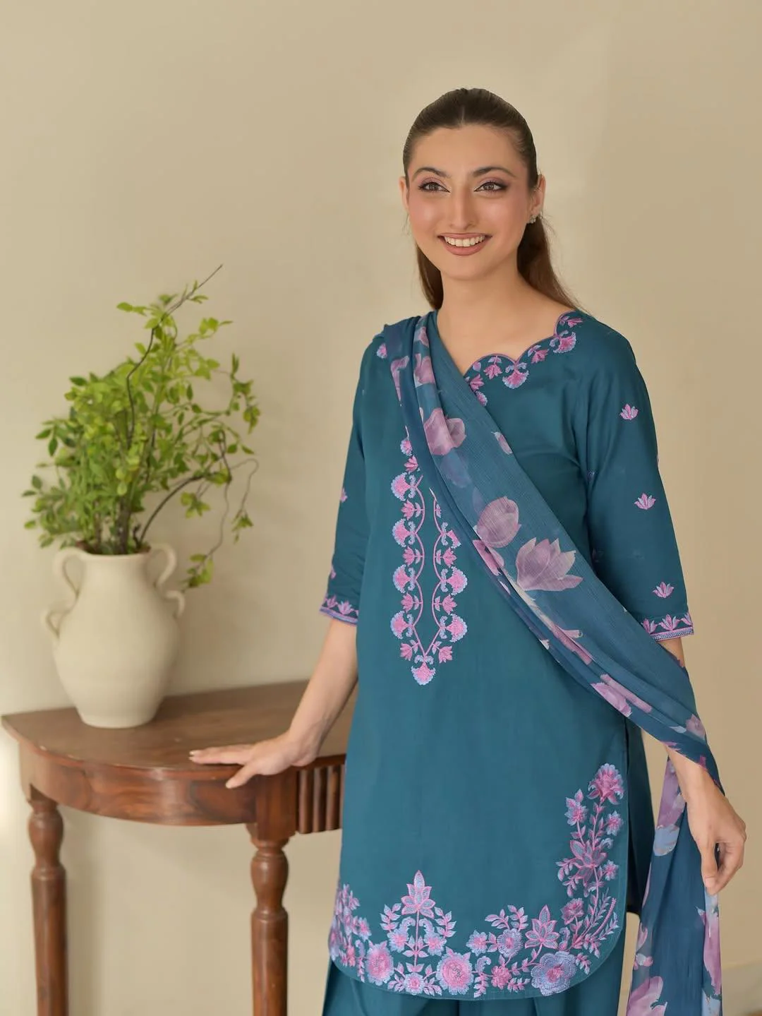 EZMA 3PC ( FARSHI SHALWAR ) - Image 2