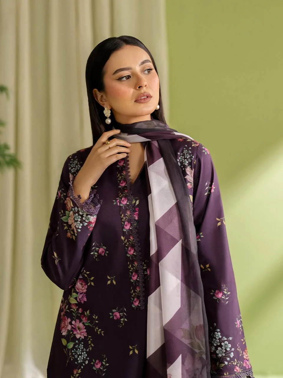 JAHAN DIGITAL 3PC ( FARSHI SHALWAR ) - Image 4