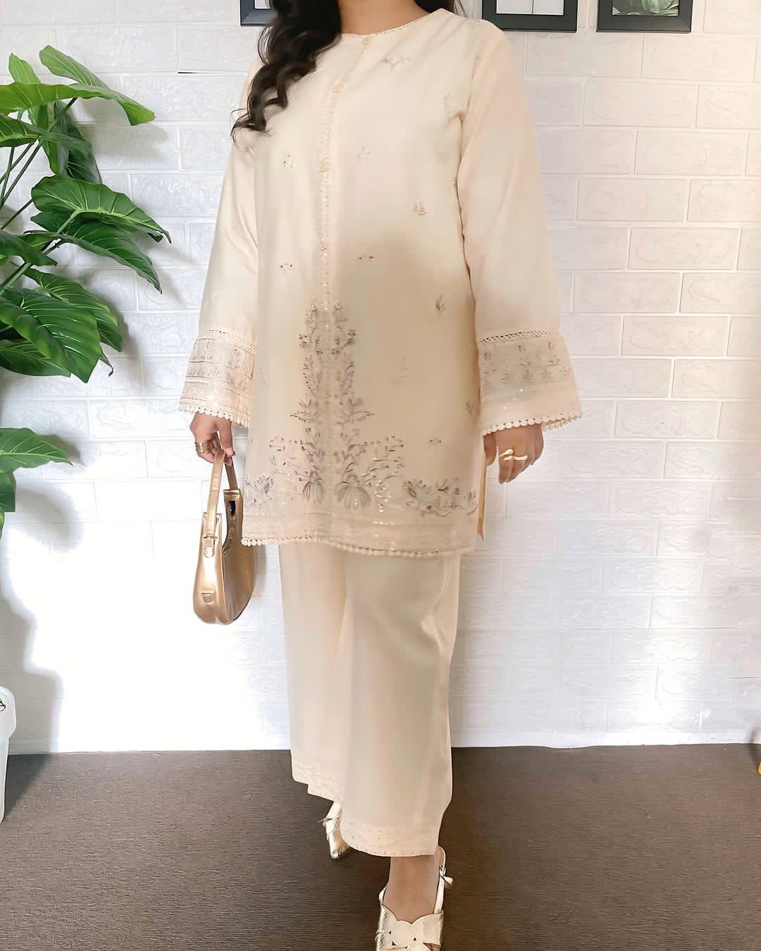 JENIFER EMB CO-ORD SET - Image 5
