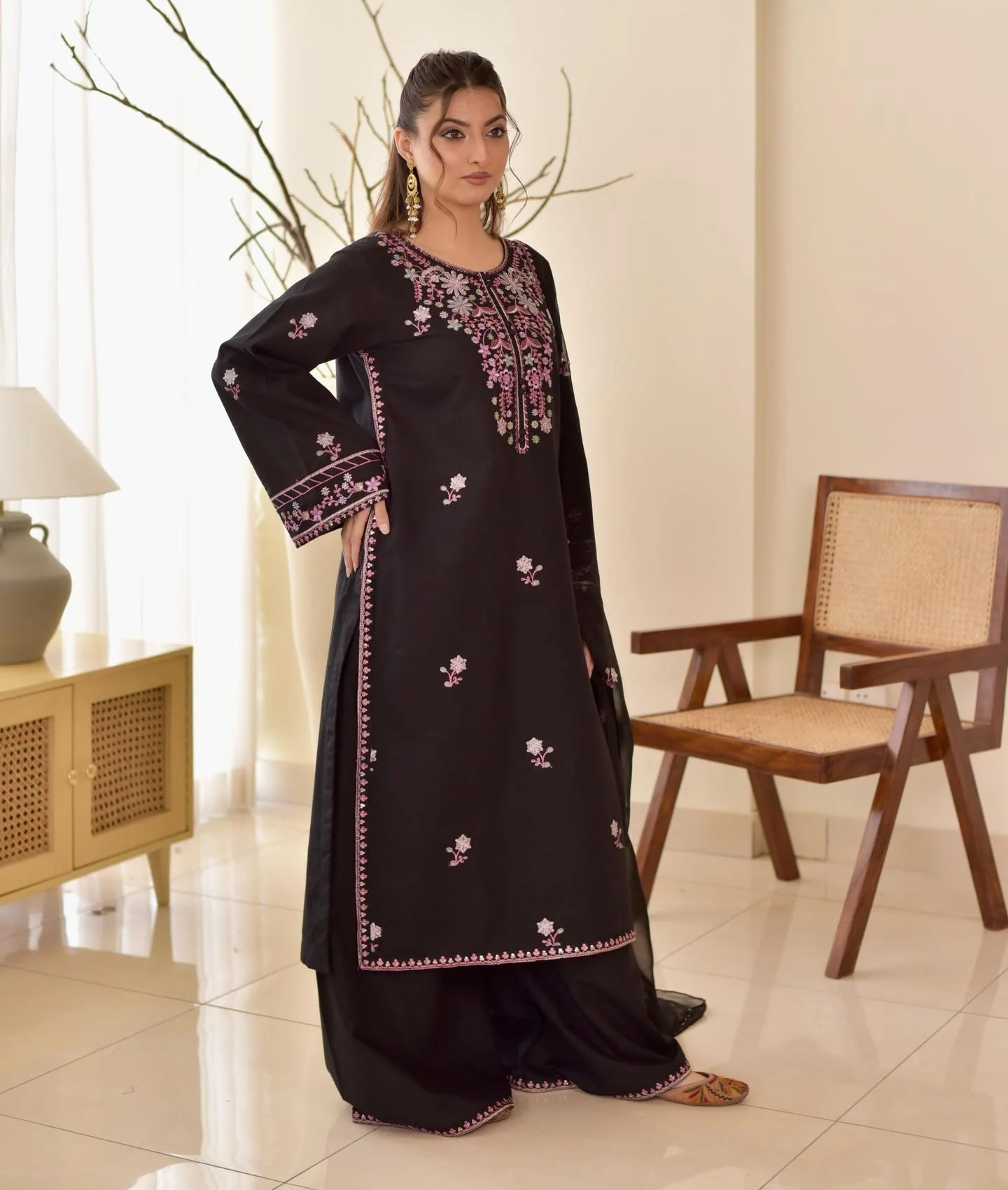 JUHI LAWN 3PC - Image 3