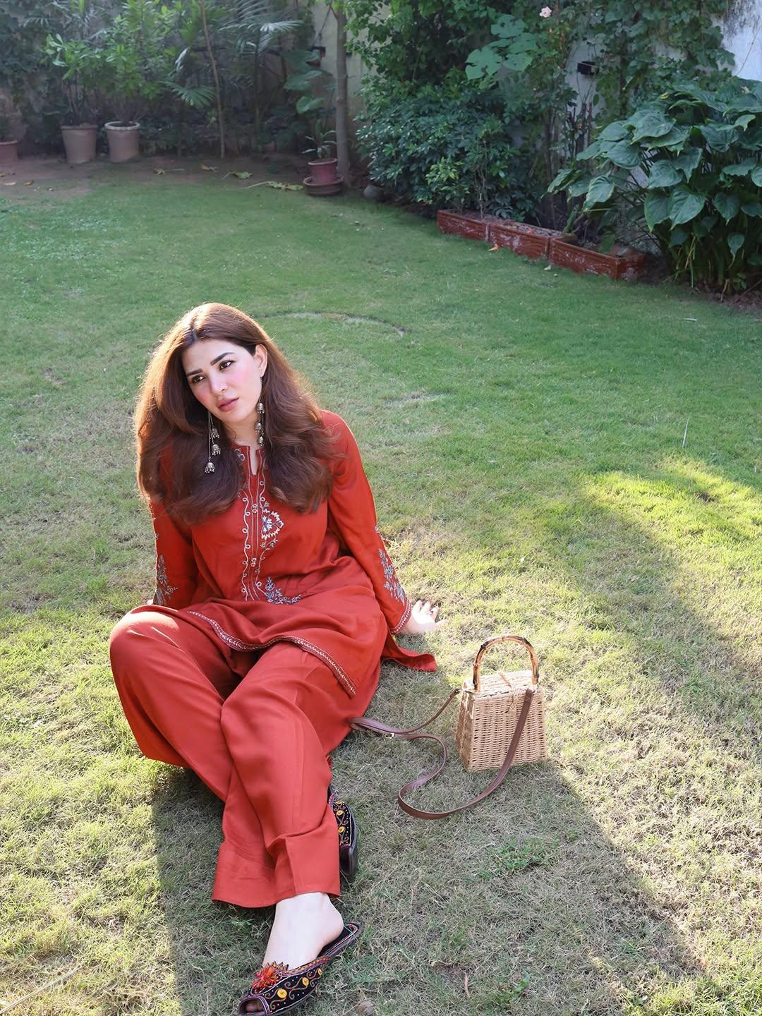 KHADDAR EMB SET - Image 3