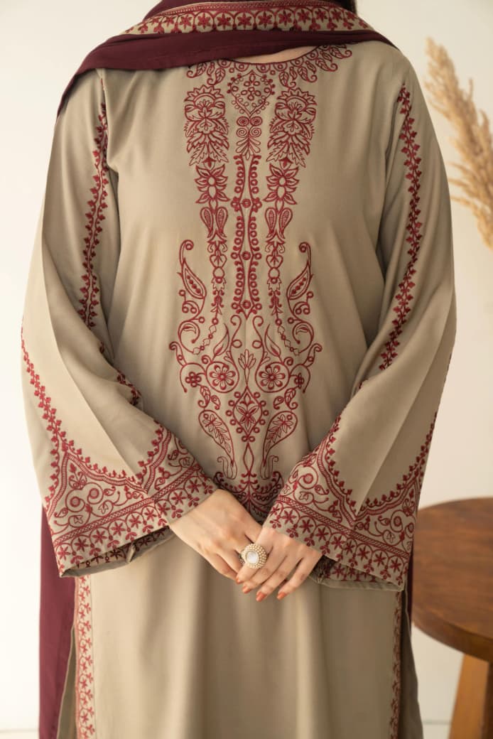 MARINA SHAWL 3PC ( FARSHI SHALWAR ) - Image 3
