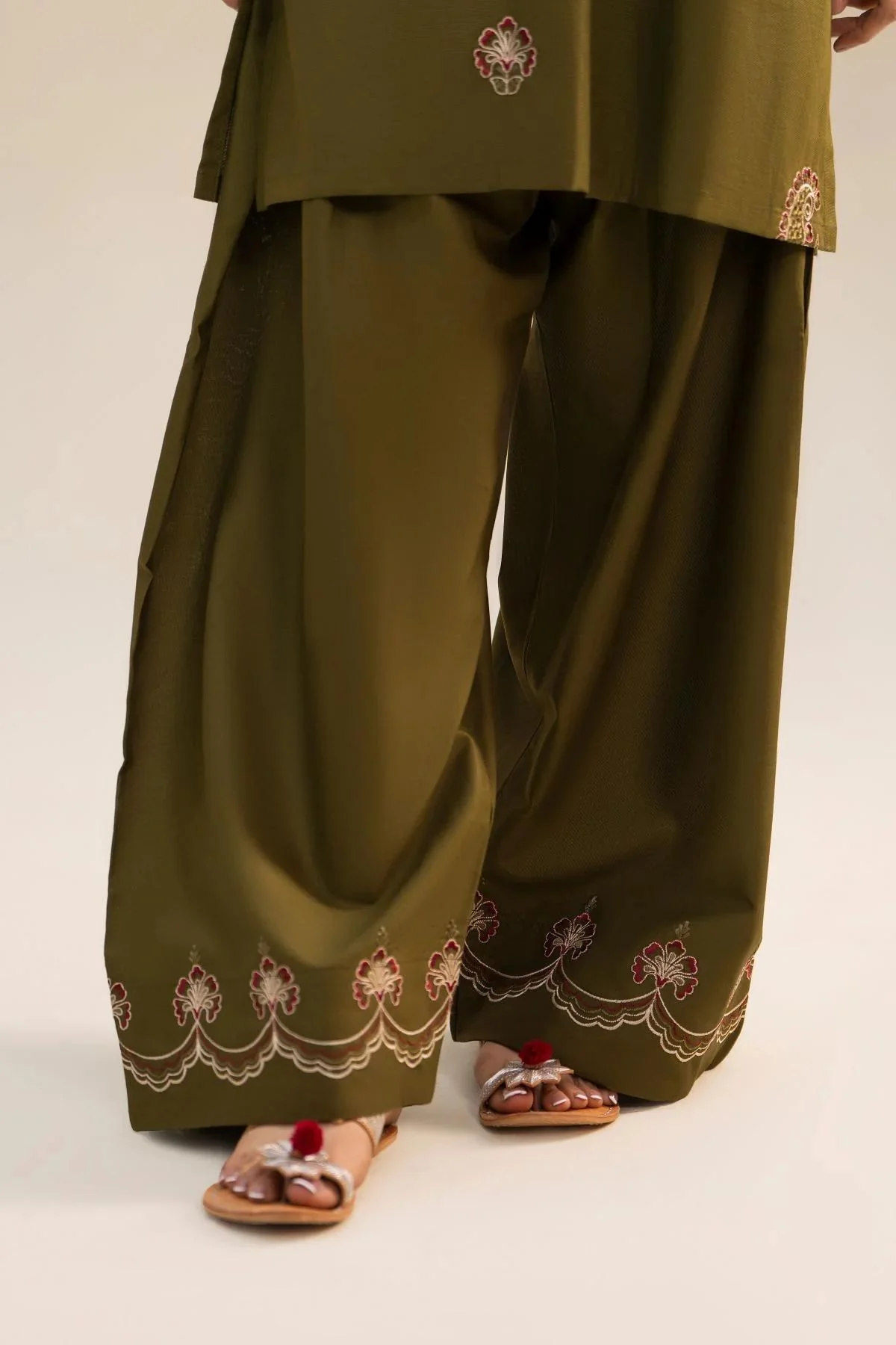 MEHNDI POCKET SET (FARSHI SHALWAR ) - Image 4