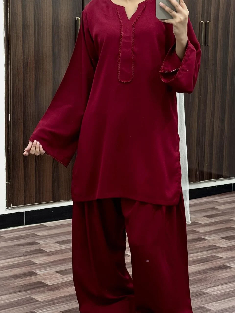 MEHROON SET ( FARSHI SHALWAR ) - Image 3