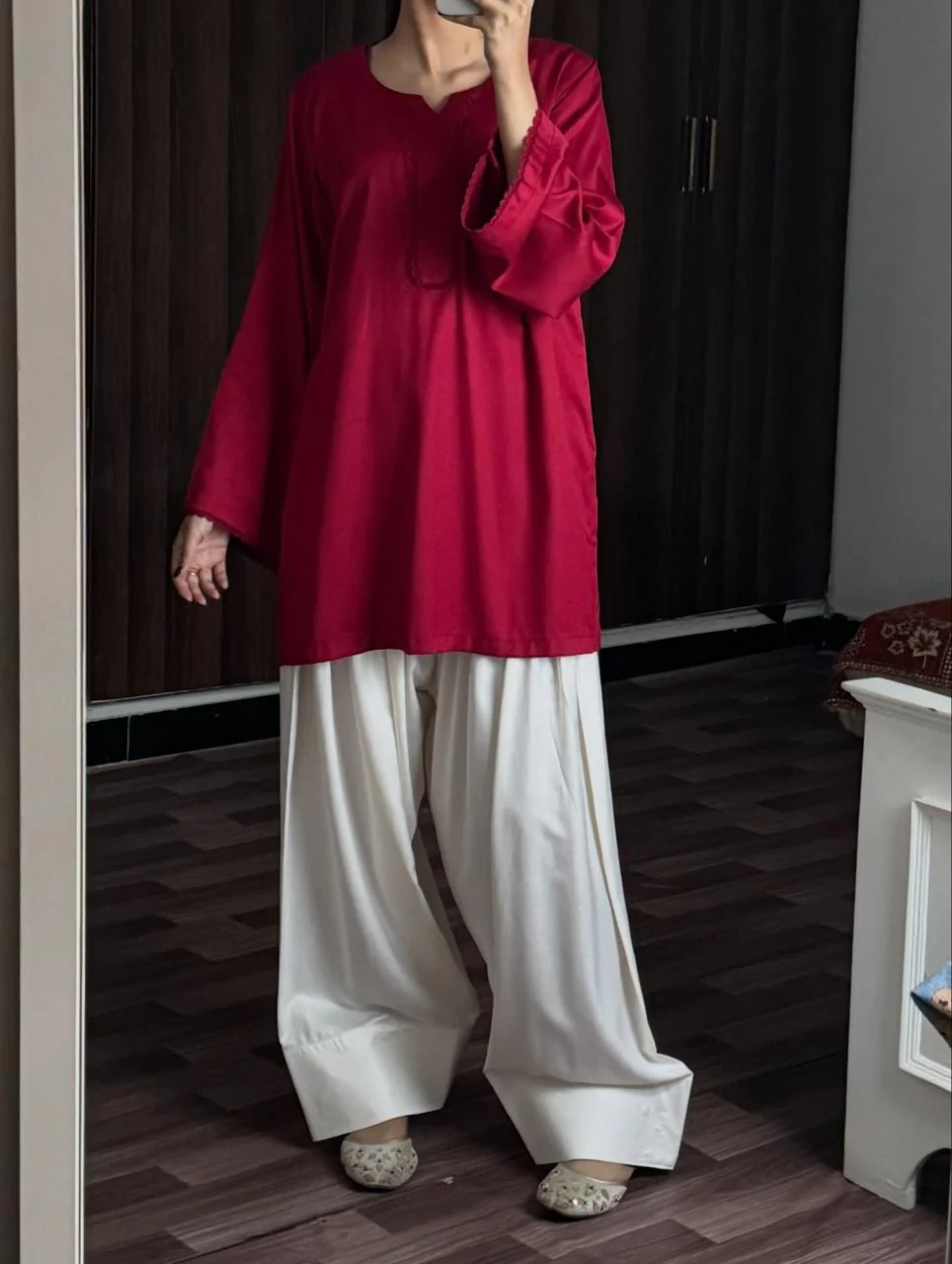 MEHROON / WHITE SET ( FARSHI SHALWAR ) - Image 3