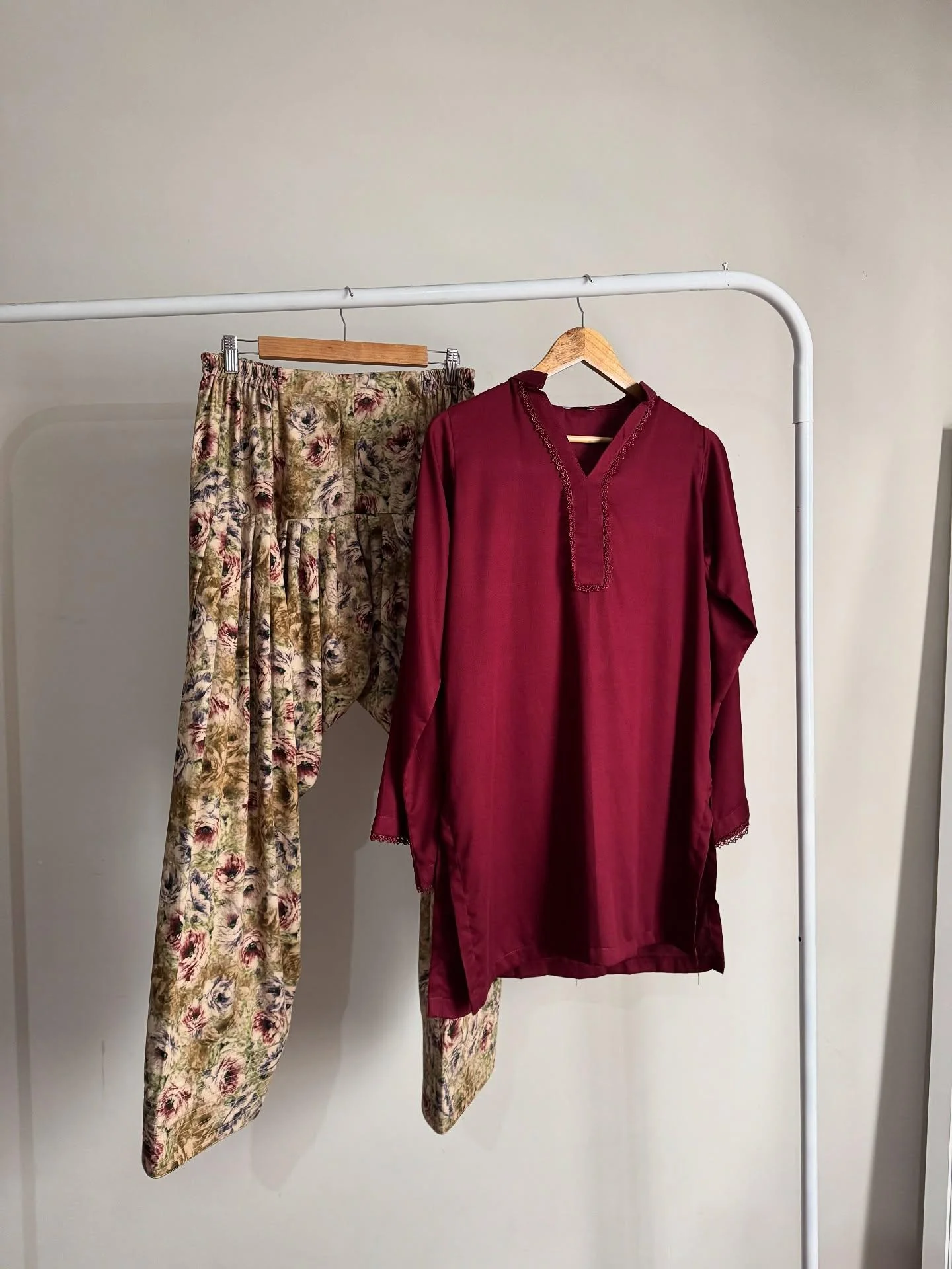 PARISA SET ( FARSHI SHALWAR ) - Image 3