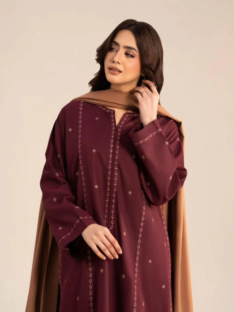 Sorma Emb Shawl 3pc - Image 3
