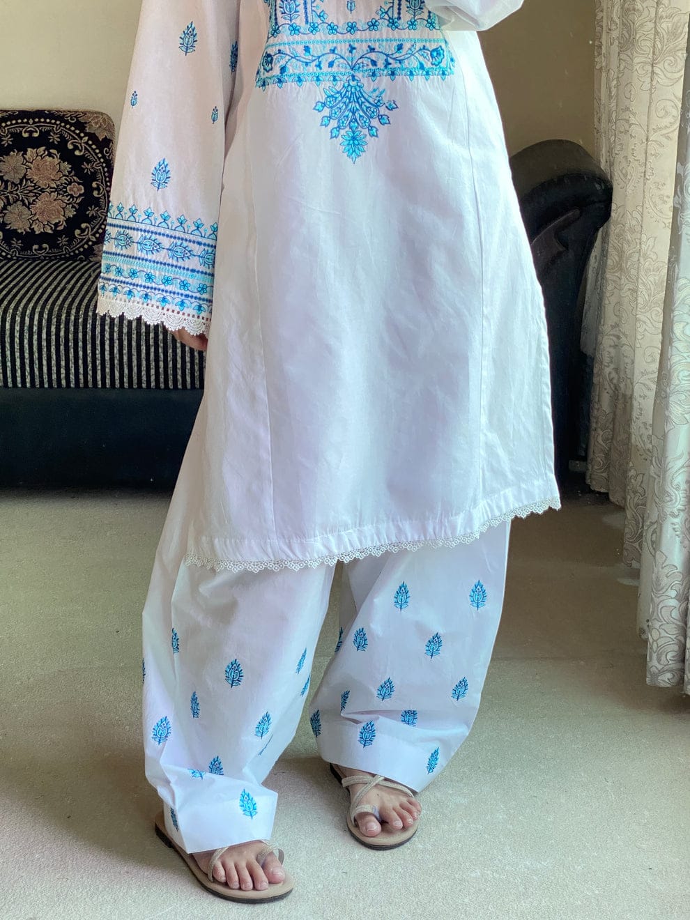 WINTER WHITE/BLUE 3PC ( FARSHI SHALWAR) - Image 3