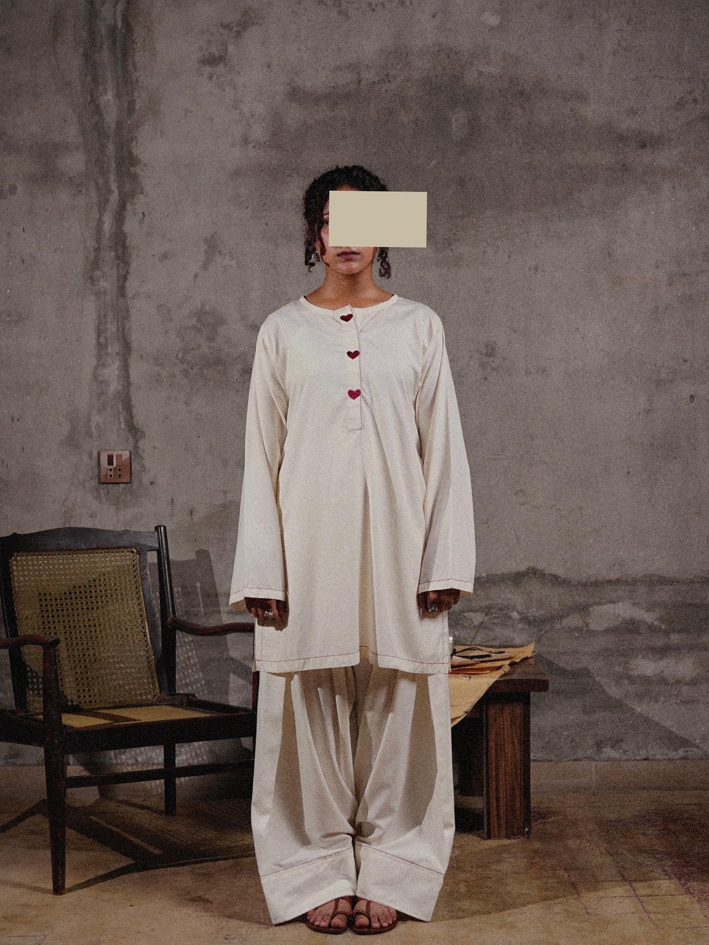 WHITE HEART 3PC ( FARSHI SHALWAR ) - Image 5