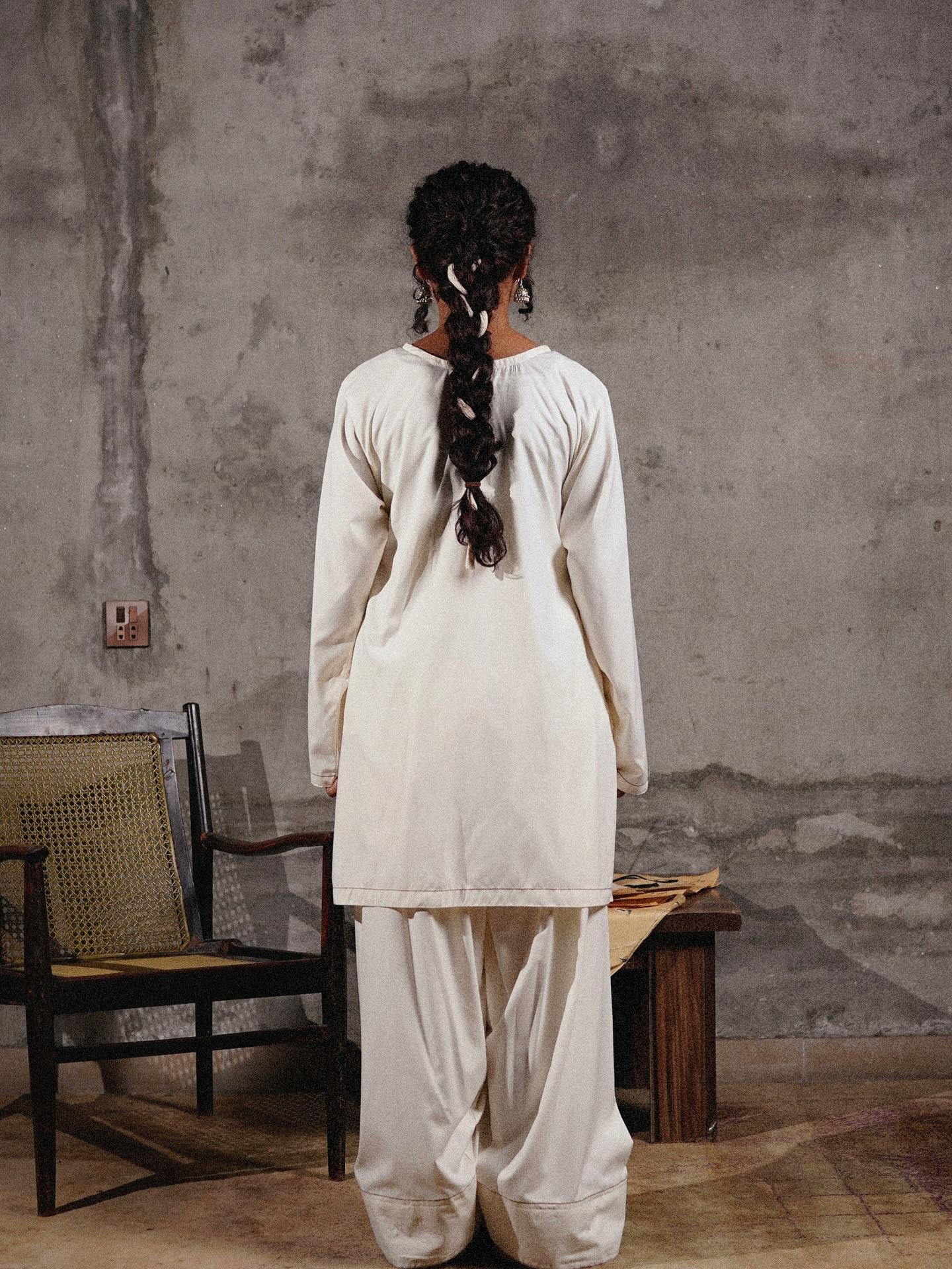 WHITE HEART 3PC ( FARSHI SHALWAR ) - Image 6