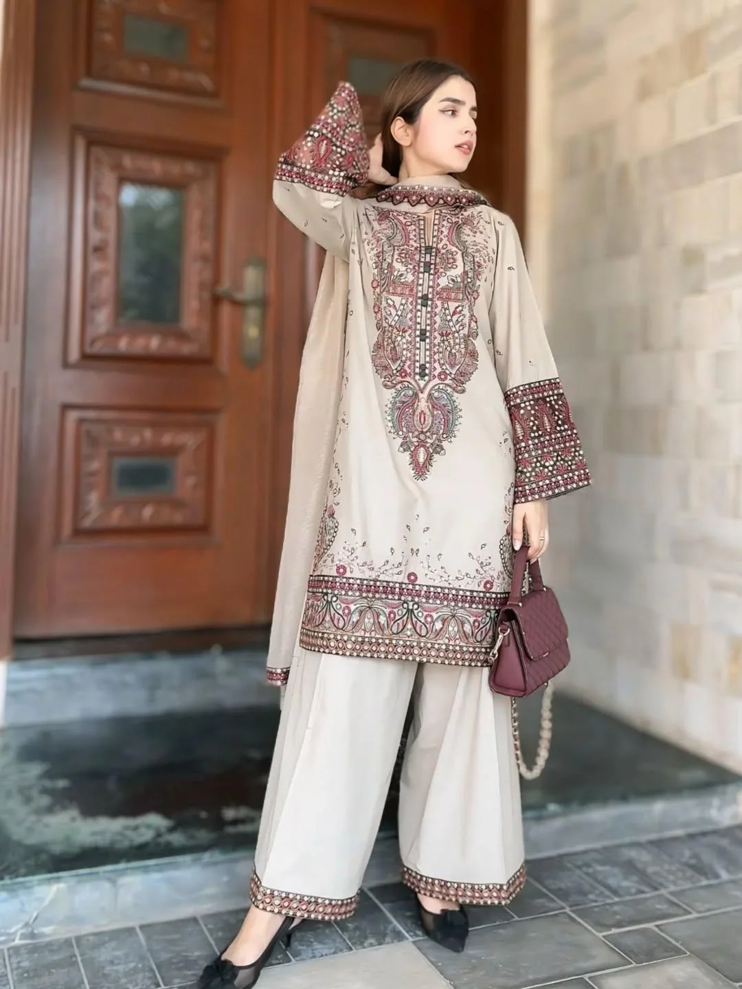 SUMMER LUXURY HEAVY FULLY EMB 3PC