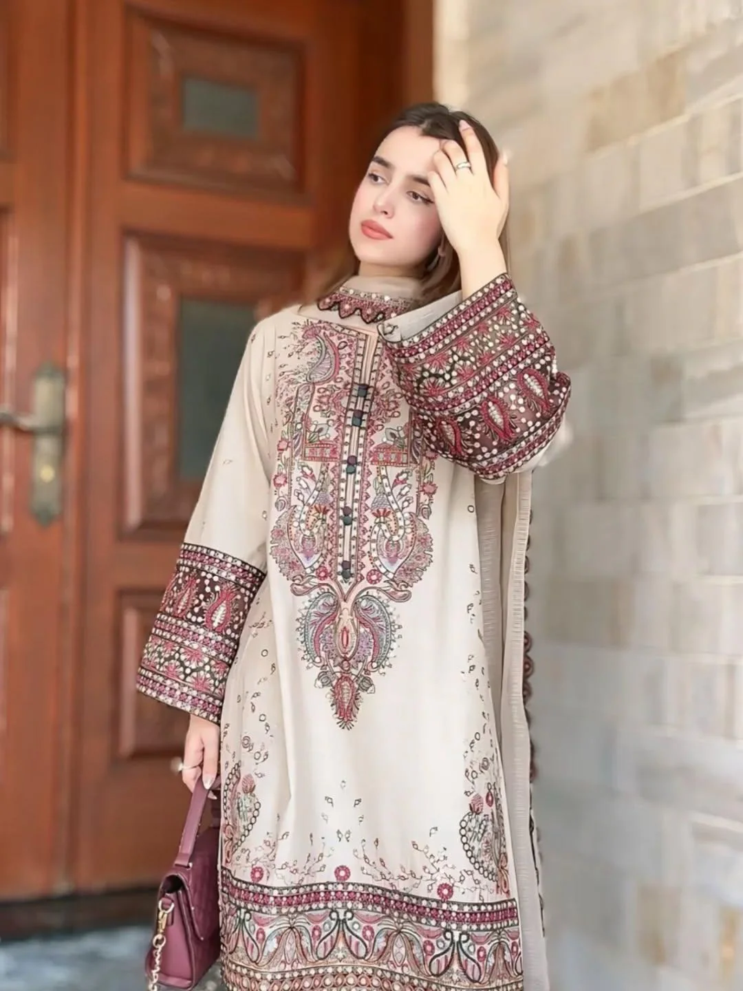 SUMMER LUXURY HEAVY FULLY EMB 3PC - Image 4