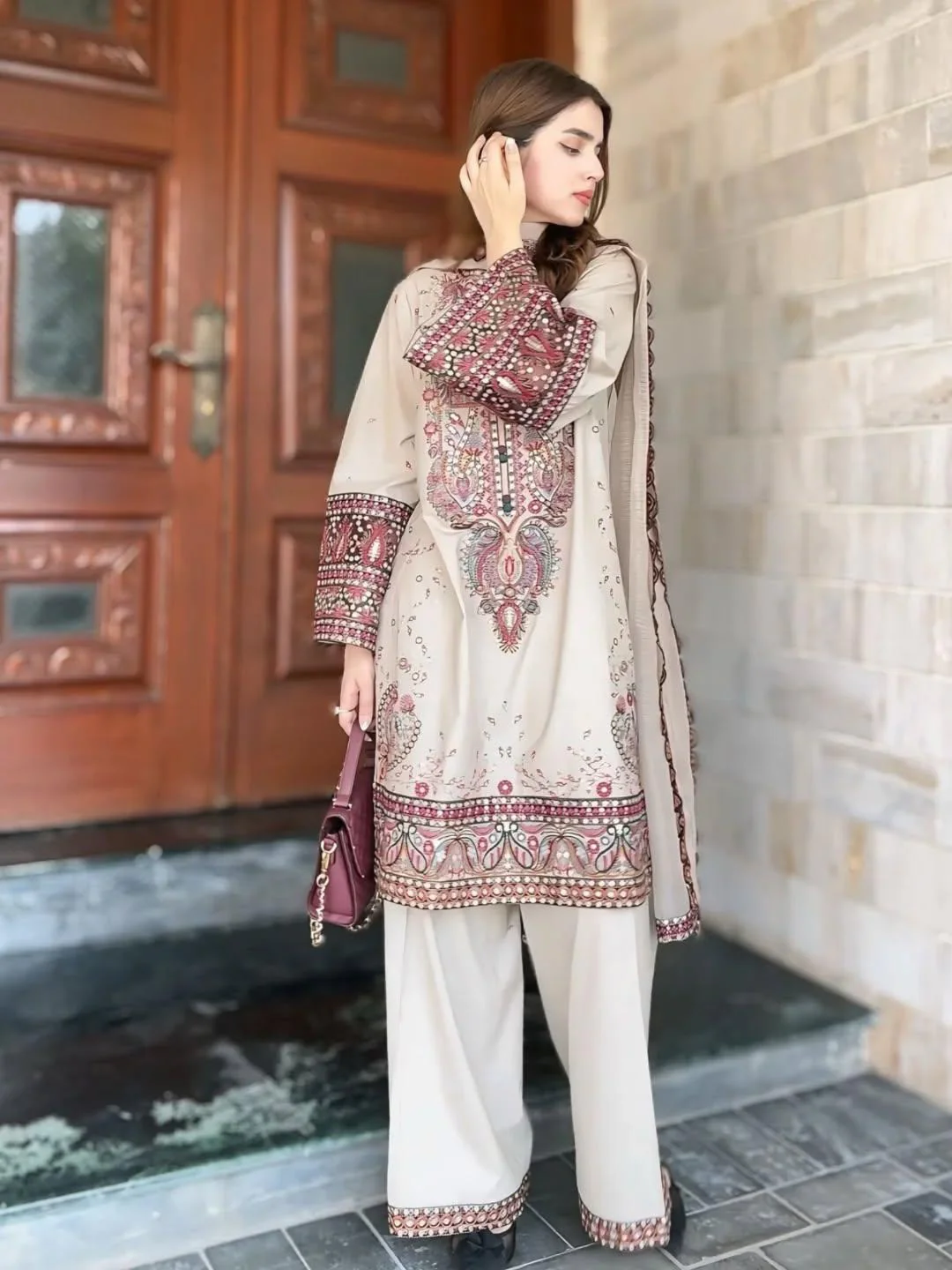 SUMMER LUXURY HEAVY FULLY EMB 3PC - Image 5