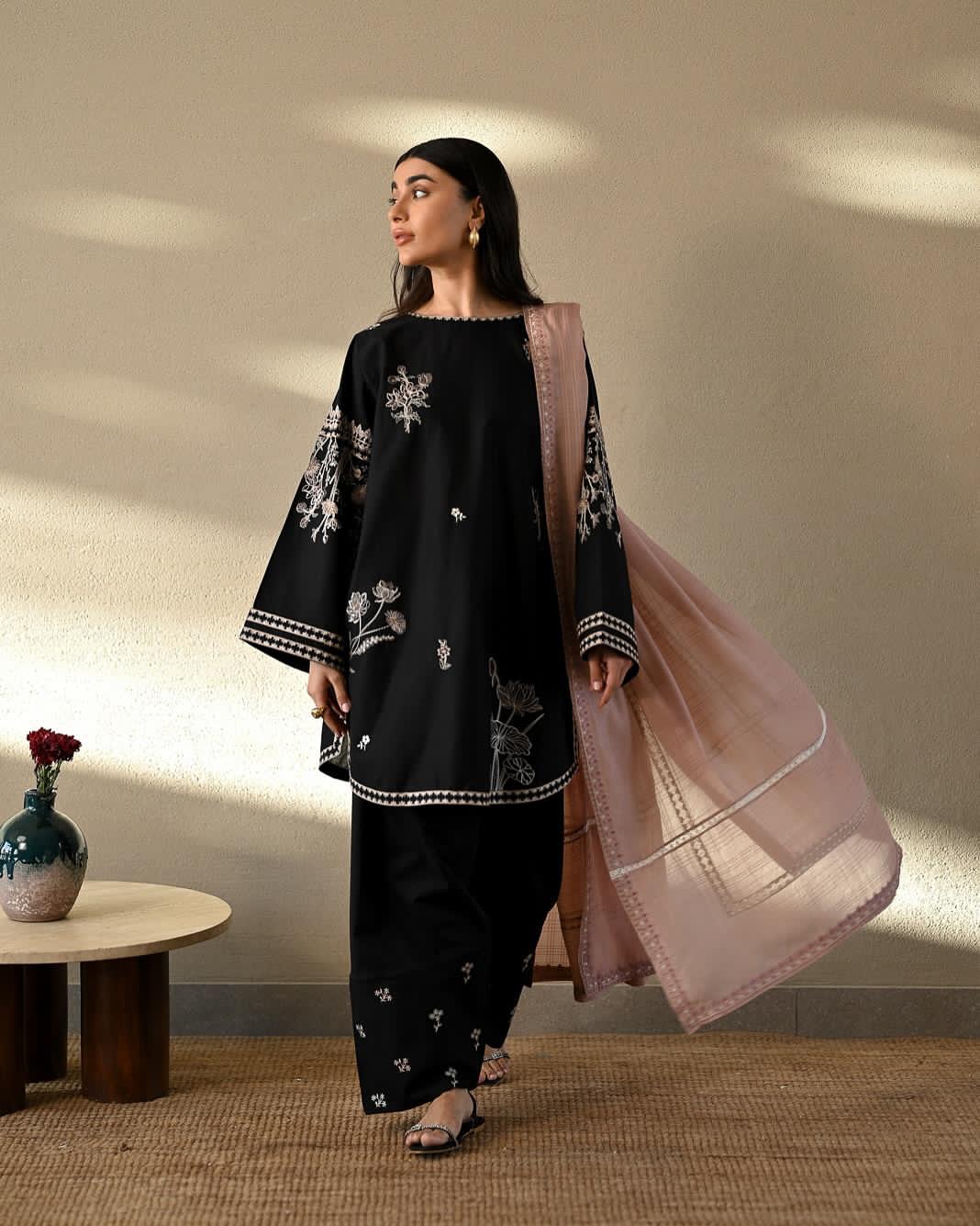 EID SPECIAL ZAIB LAWN LUXURY CO-ORD SET WITH FARSHI - Image 5